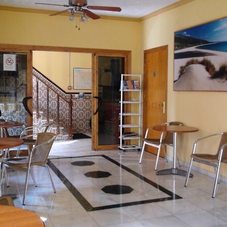 Hostal Tarik Hotel Тарифа Екстериор снимка