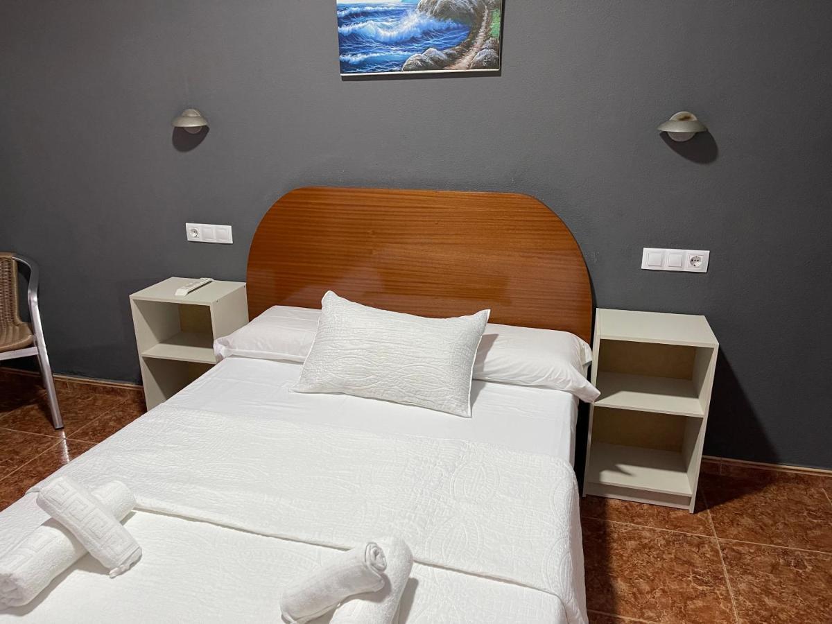 Hostal Tarik Hotel Тарифа Екстериор снимка