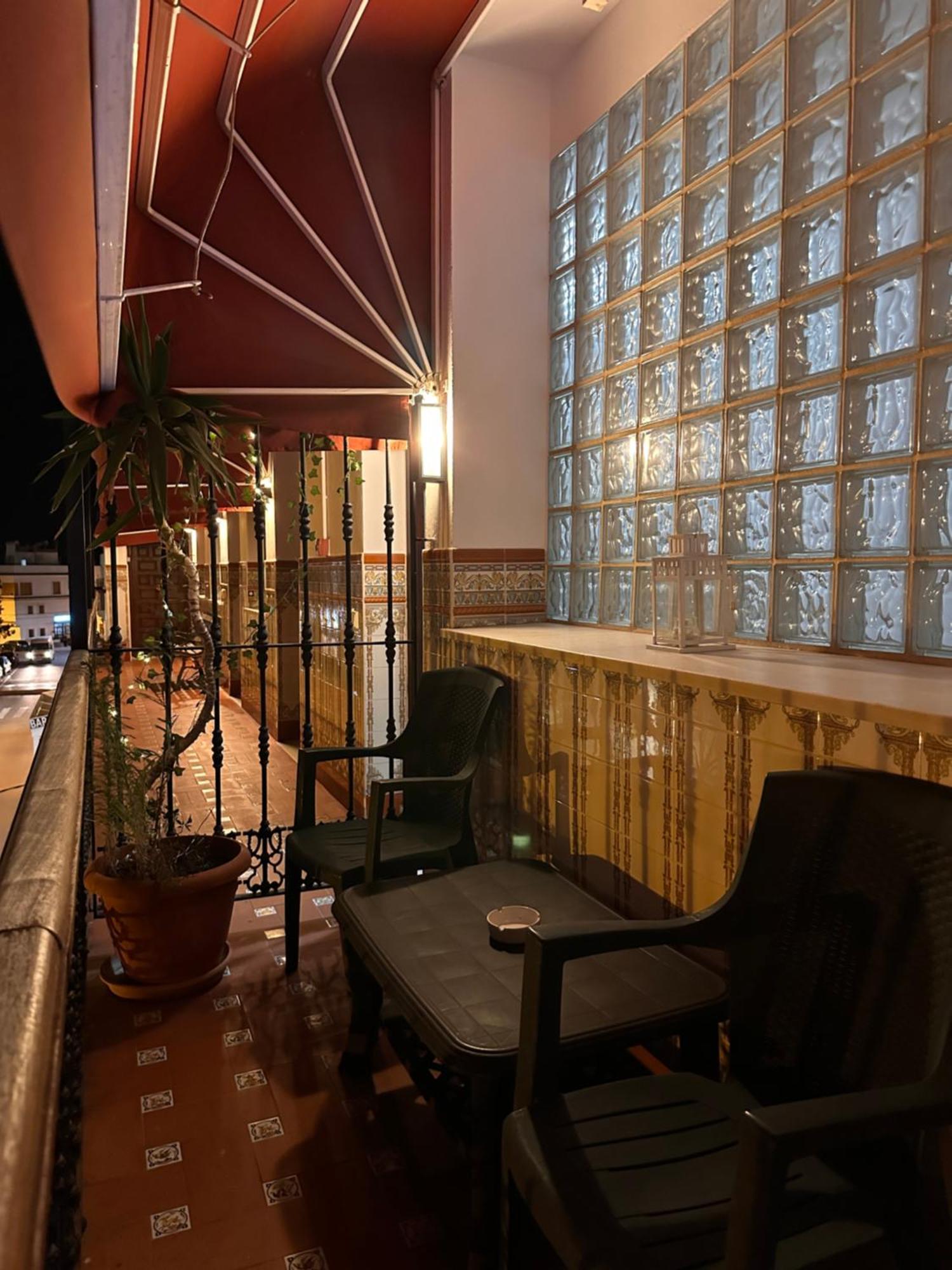 Hostal Tarik Hotel Тарифа Екстериор снимка