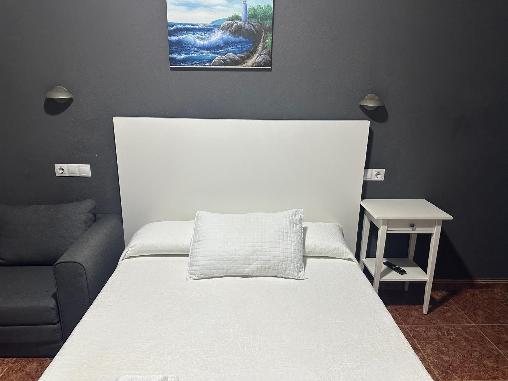 Hostal Tarik Hotel Тарифа Екстериор снимка