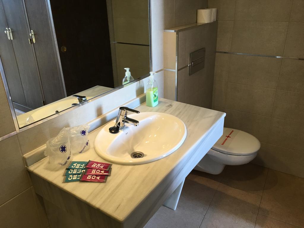 Hostal Tarik Hotel Тарифа Екстериор снимка