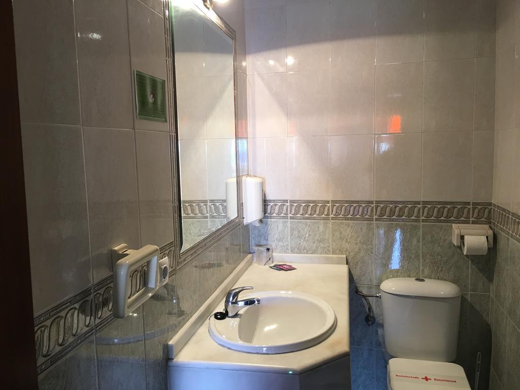 Hostal Tarik Hotel Тарифа Екстериор снимка