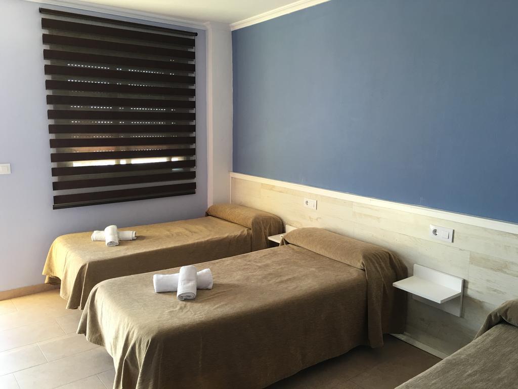 Hostal Tarik Hotel Тарифа Екстериор снимка