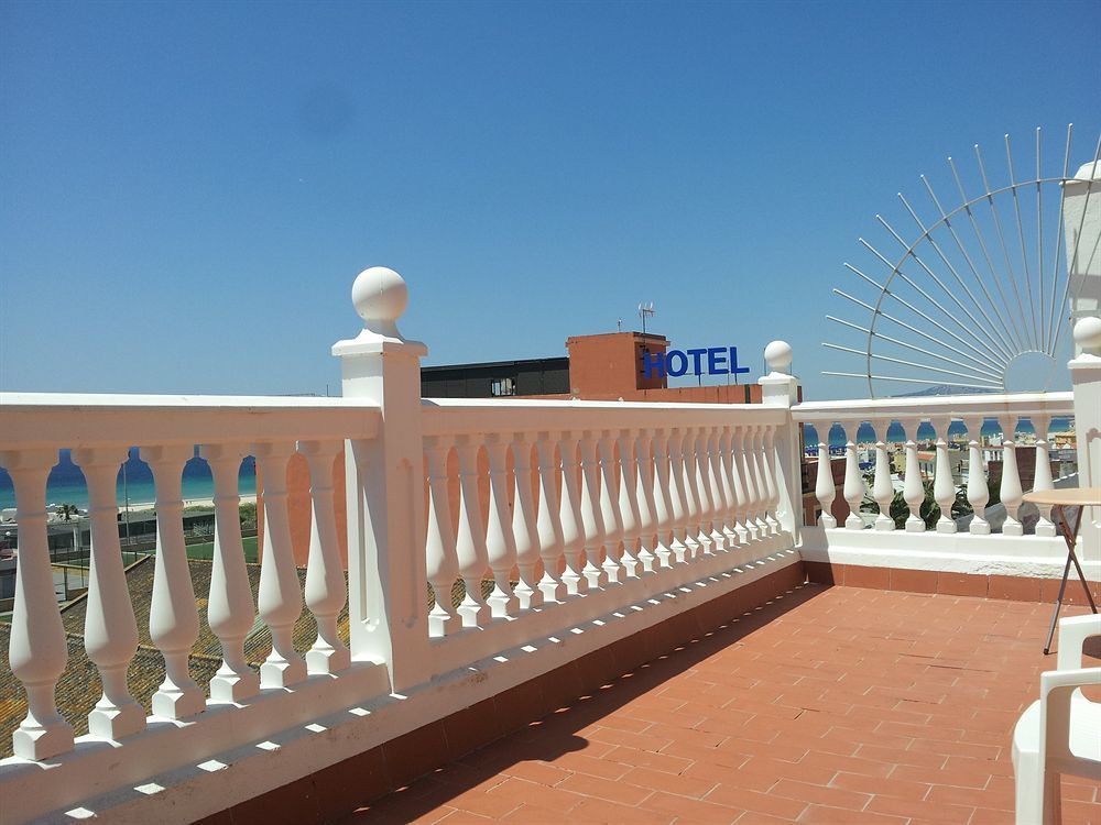 Hostal Tarik Hotel Тарифа Екстериор снимка
