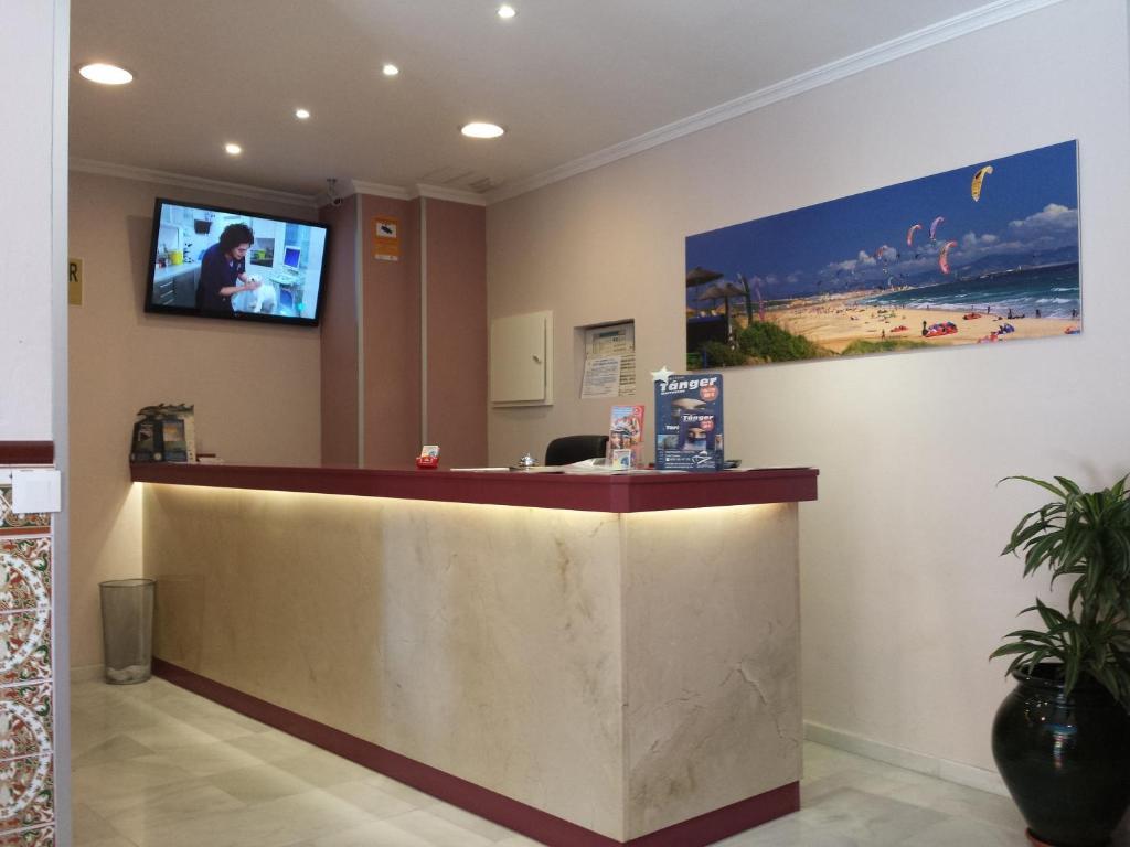 Hostal Tarik Hotel Тарифа Екстериор снимка